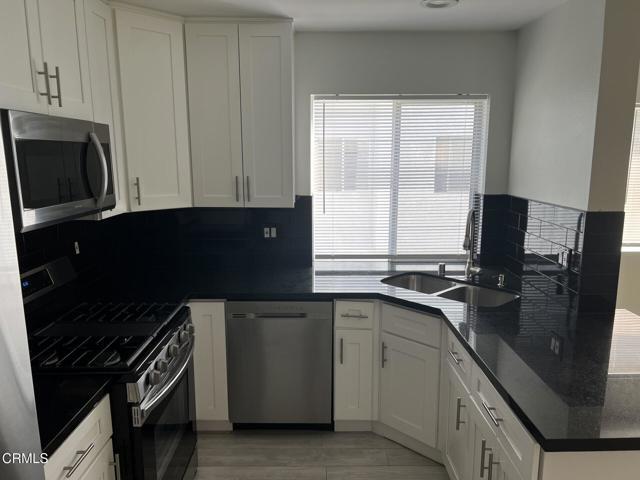 Building Photo - 17738 Superior St