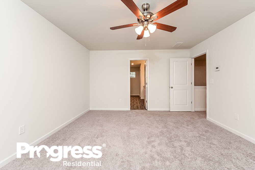 Building Photo - 445 Culloden Moor Dr