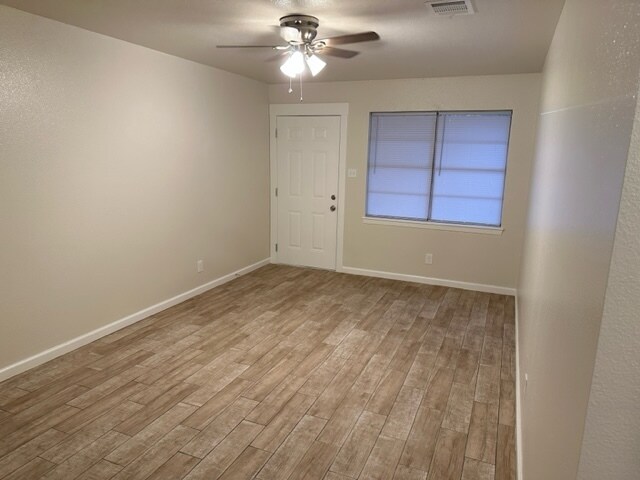 Building Photo - 4115 Lillian St