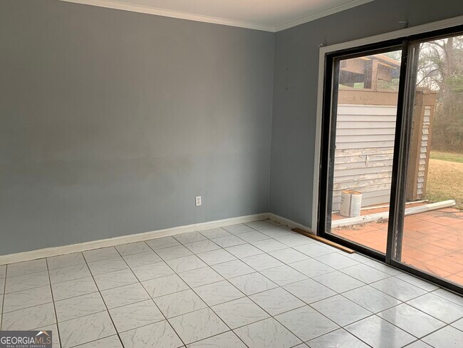 Building Photo - 95 Willowick Dr