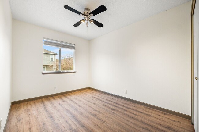 Building Photo - 6931 Quail Branch