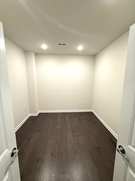 Office/Flex Room - 1 Culvert Dr