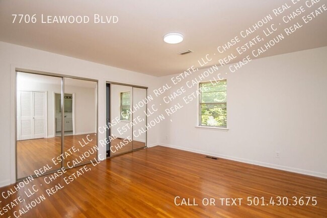 Building Photo - 7706 Leawood Blvd