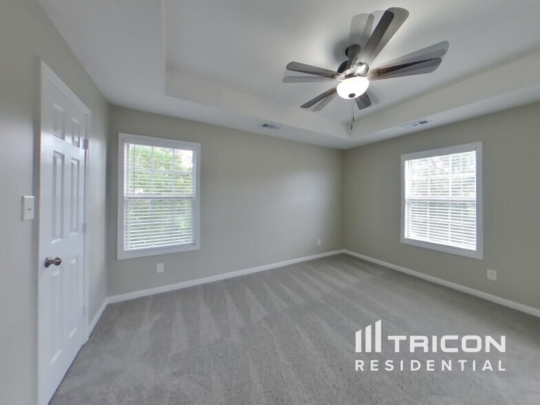 Building Photo - 1498 Wilderness Way