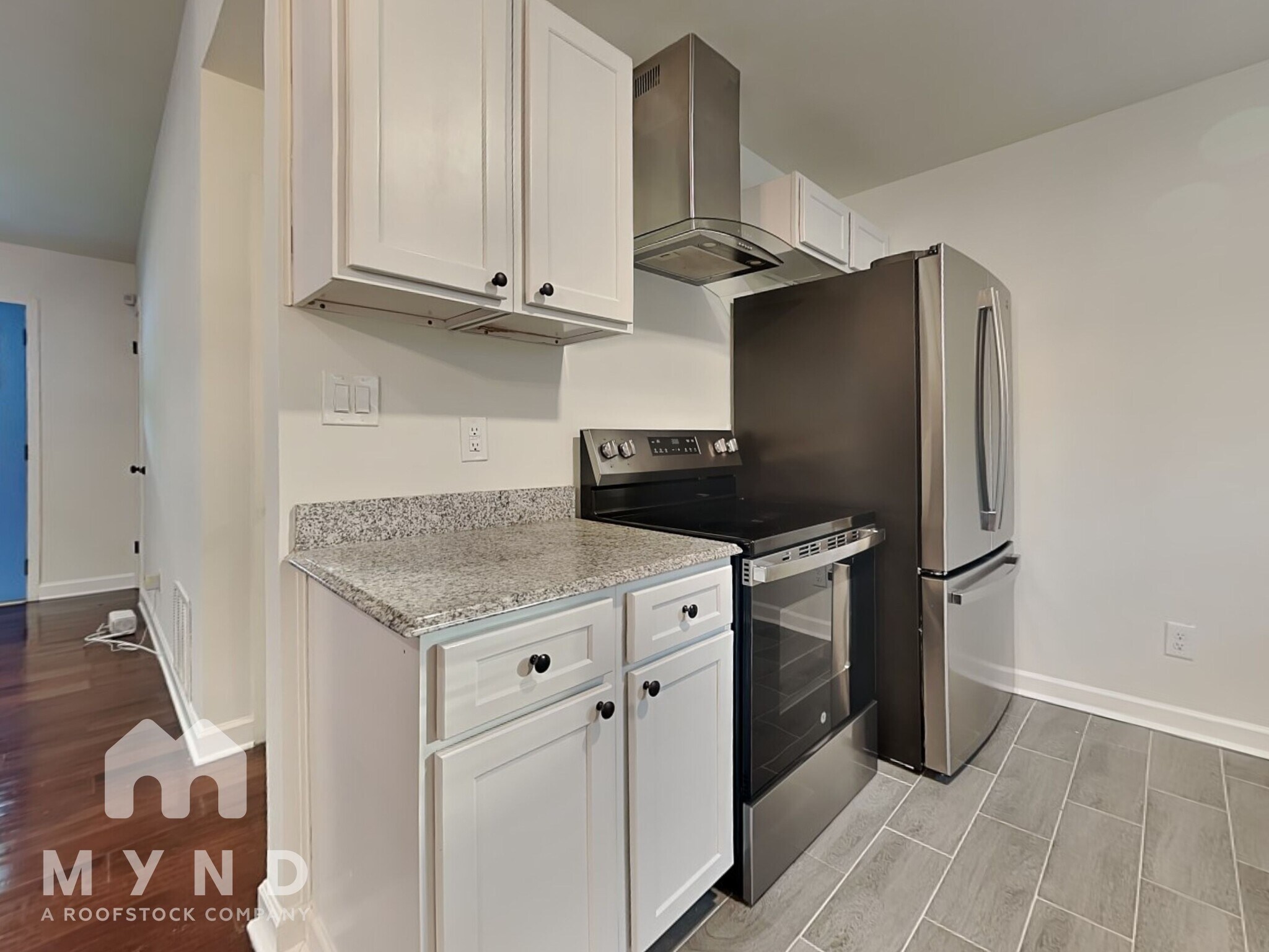 Building Photo - 5581 Aspen Dr