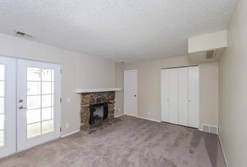 Building Photo - 15804 E Oxford Ave