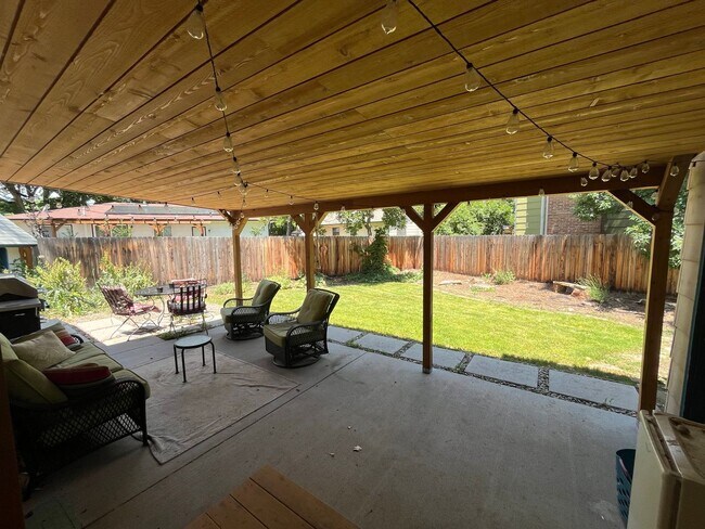 Building Photo - Adorable Home in West Fort Collins