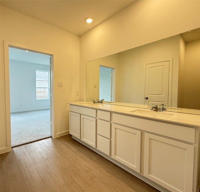 Building Photo - 16539 Mesquite Fld Dr