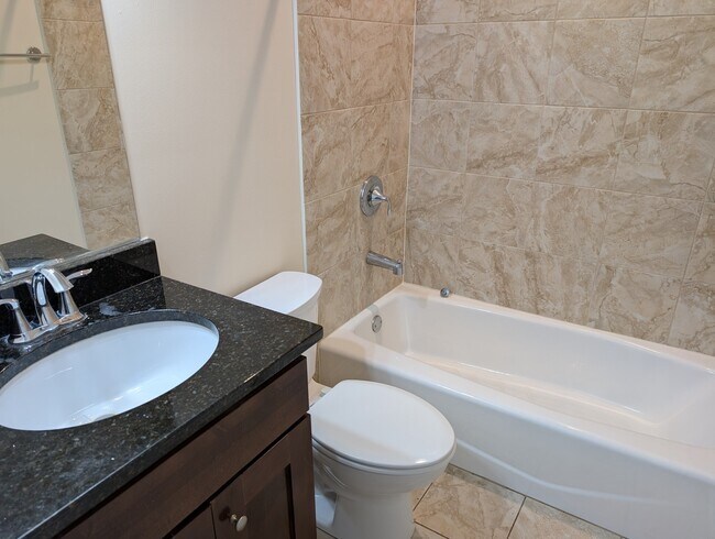 Building Photo - 4014 N Central Park Ave