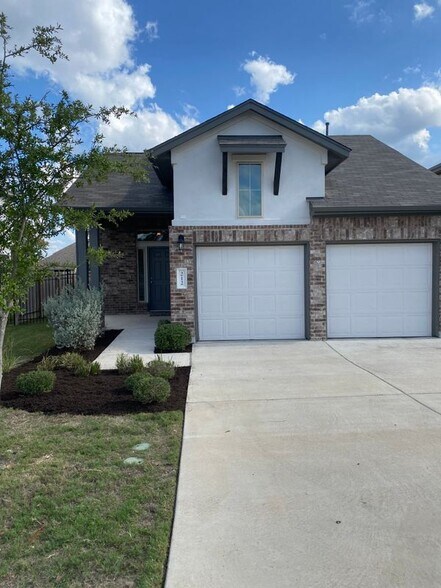 Primary Photo - 212 Callahan Ln
