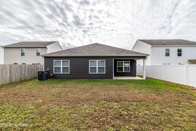 Building Photo - 7452 Game Bird St