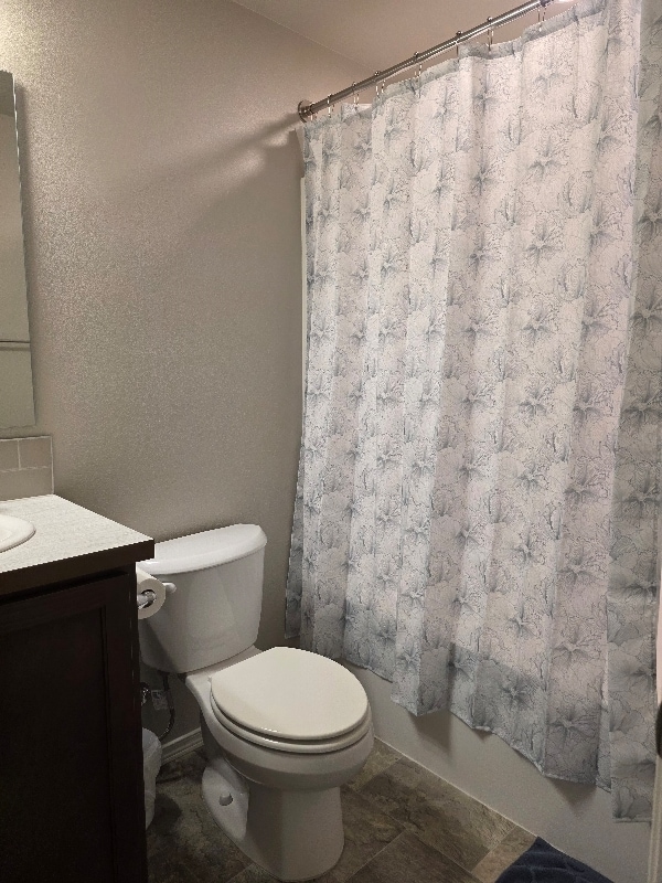 Building Photo - 600 Van Wy