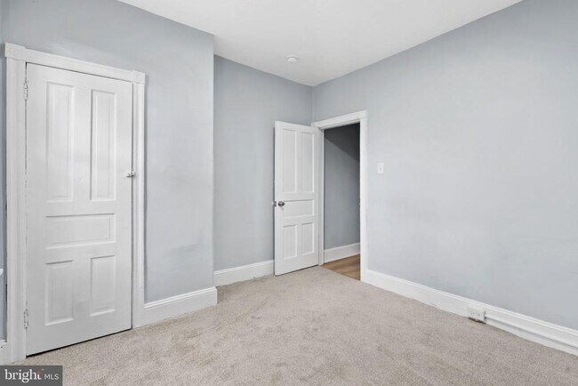 Building Photo - 4122 N 7th St