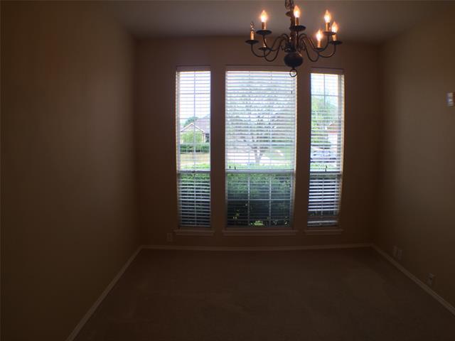 Building Photo - 2509 Nueces Cove
