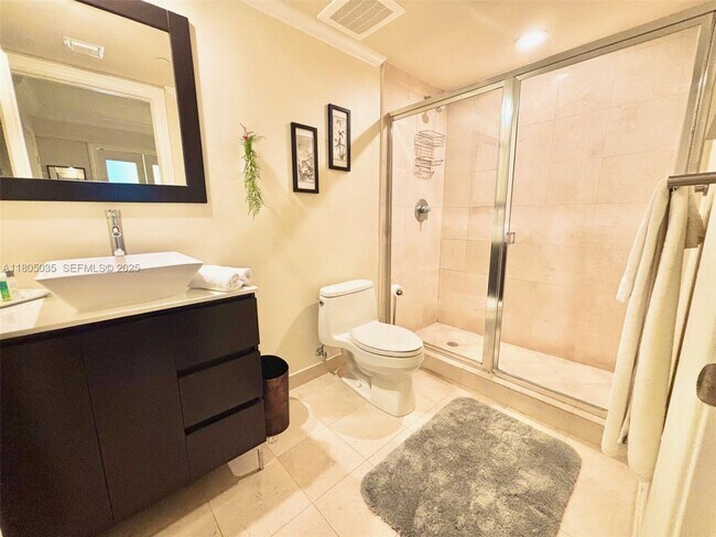 Building Photo - 1830 S Ocean Dr