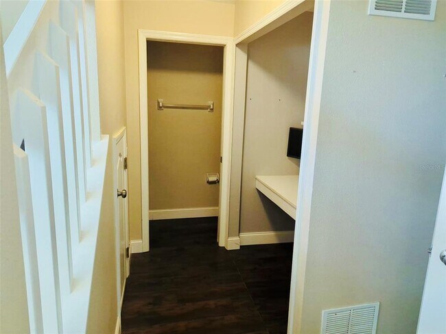 Building Photo - 31141 Harthorn Ct