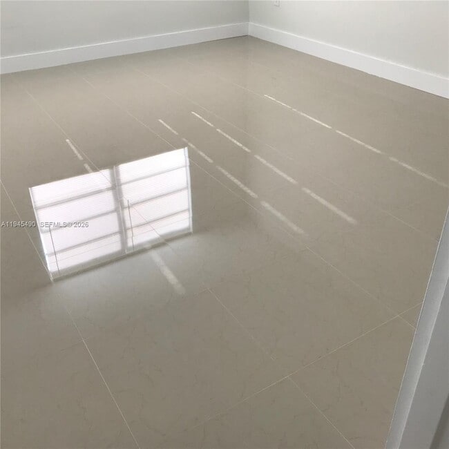 Building Photo - 14170 SW 84th St