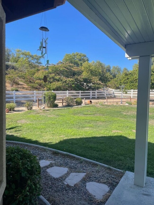 Building Photo - Wine Country awaits