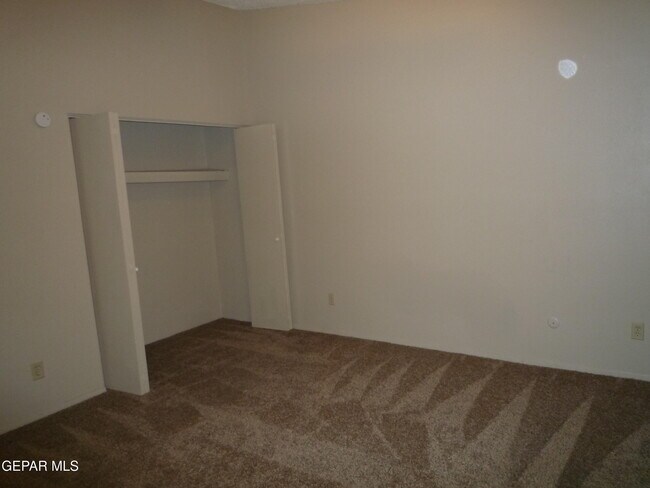 Building Photo - 11128 Wharf Cove Dr