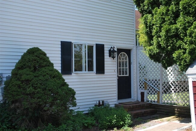 Primary Photo - 25 Hathorn Rd