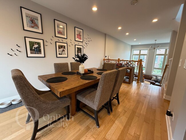 Building Photo - 6844 W 65th St