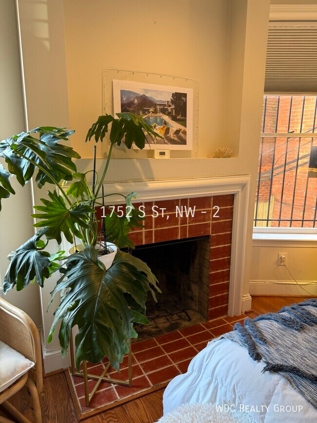 Building Photo - 1752 S St NW