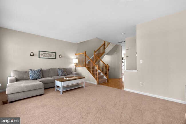 Building Photo - 44237 Sonora Ln