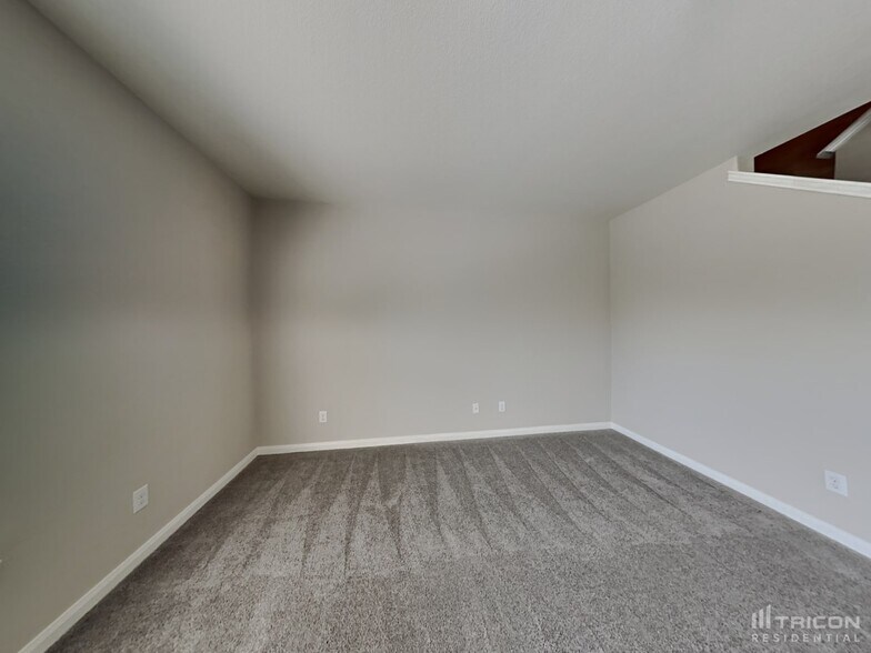 Building Photo - 6016 Amber Cliff Ln