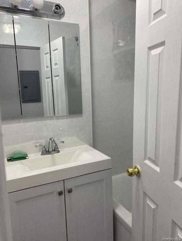 Building Photo - 1270 42nd St