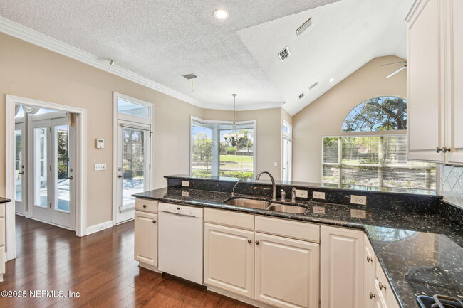 Building Photo - 13022 Huntley Manor Dr