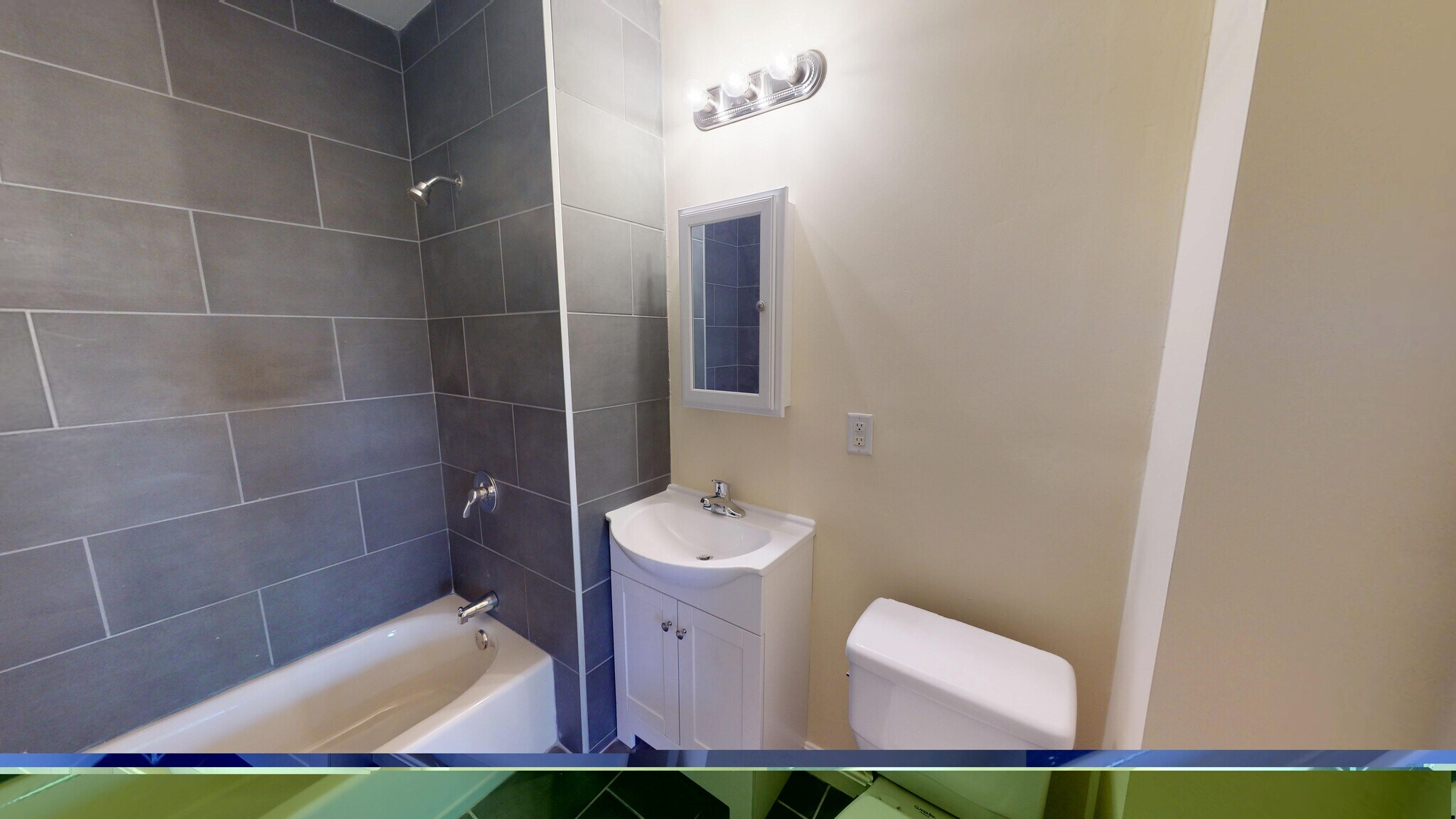 Building Photo - 41 Hovenden Ave