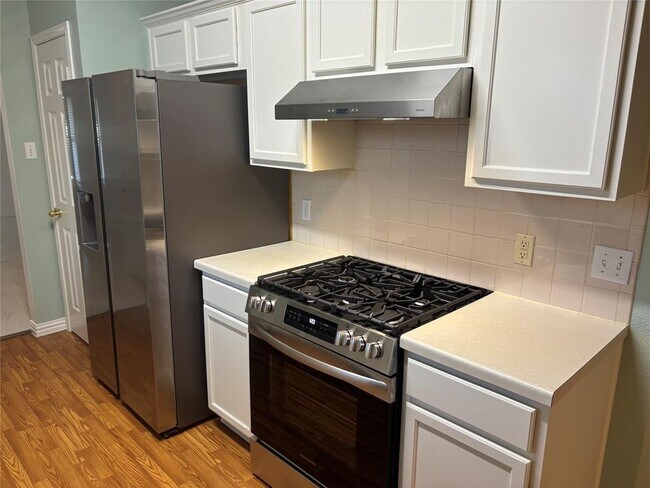 Building Photo - 2068 Buckley Ln