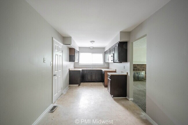 Building Photo - 3026 Osceola Ln