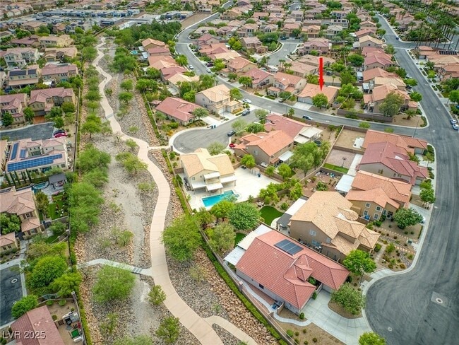 Building Photo - 7379 Majestic Bluff Pl