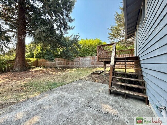 Building Photo - 2525 S 302nd Pl