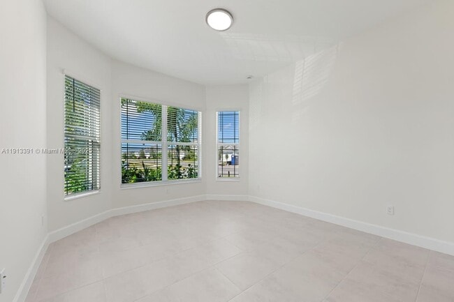 Building Photo - 5786 Aleppo Pne Pl