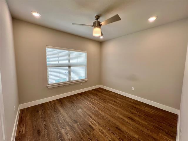 Building Photo - 714 N Plano Rd