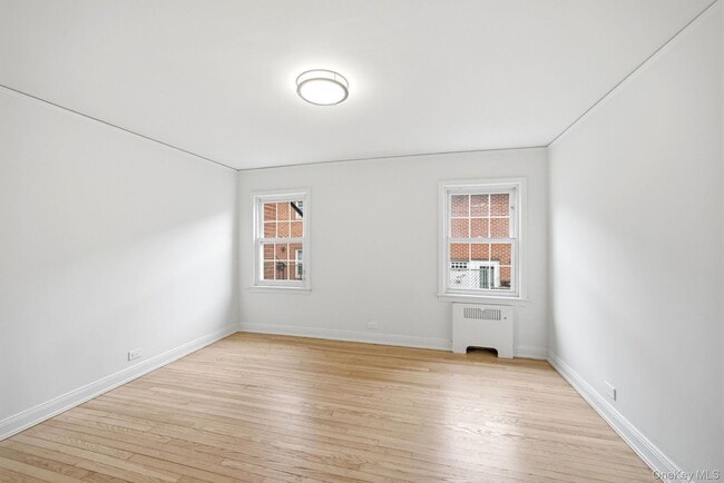 Building Photo - 61 Davis Ave