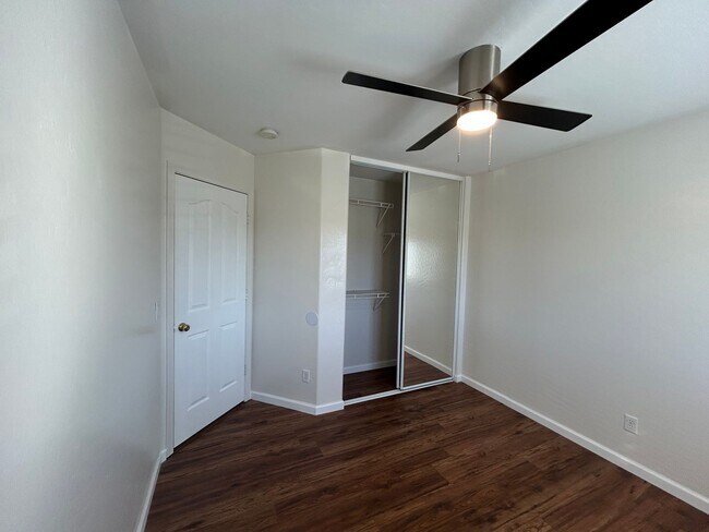 Building Photo - Move In Today! FREE October Rent! Stunning...