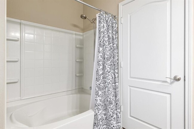 Building Photo - 6300 Garden Rose Path