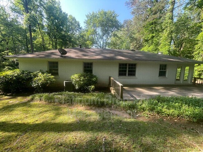 Building Photo - 224 Cold Creek Dr