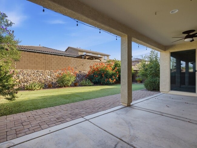 Building Photo - Spacious Two-Story Home with Open Living & Community Pool Access