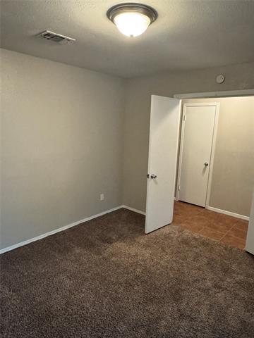 Building Photo - 5408 Greenwood Way