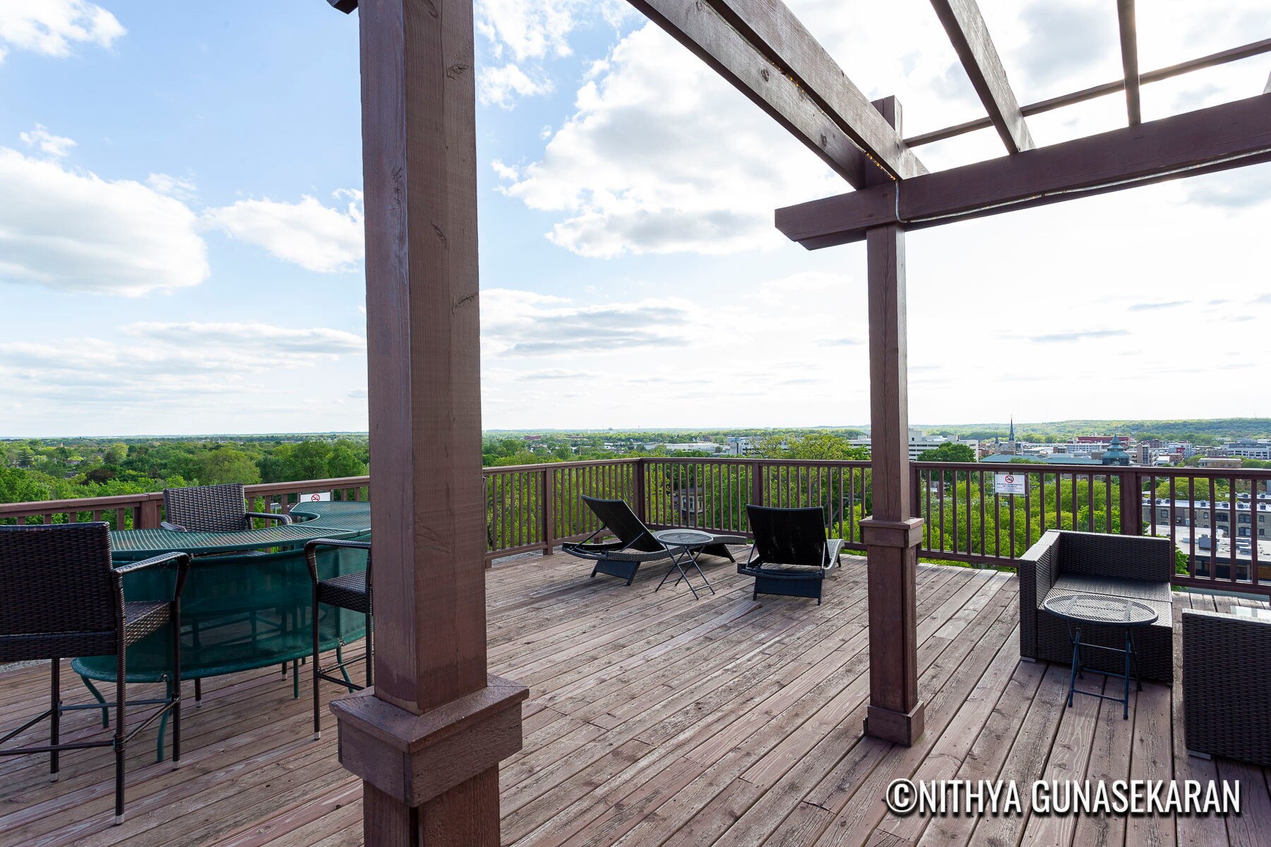 roof deck - 505 Cherry St SE