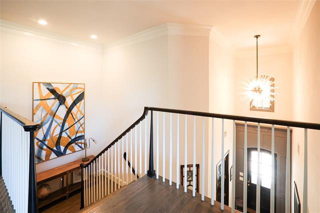 Building Photo - 316 Hollow Way