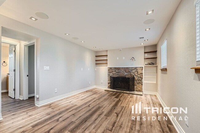 Building Photo - 9235 Dover Way