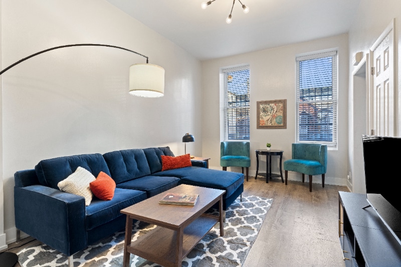 Primary Photo - 2345 W 21st St