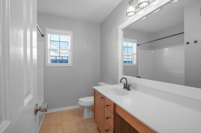 Building Photo - House for Rent in Wilmington with Fenced yard!