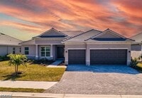 Building Photo - 7796 Lakes Edge Ln