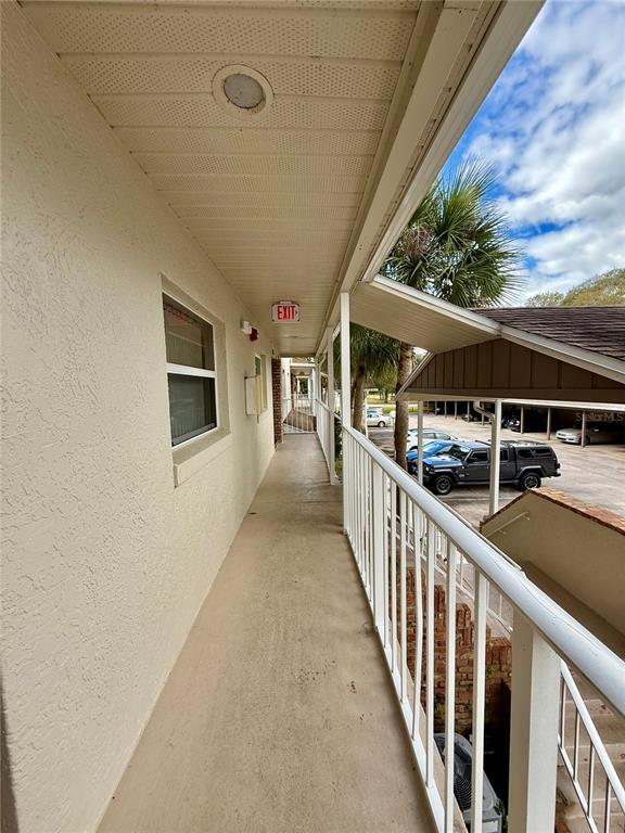 Building Photo - 1600 Woodland Dr